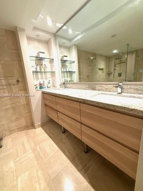 В аренду: $11,500 (3 спален, 2 ванн, 1782 Квадратных фут)