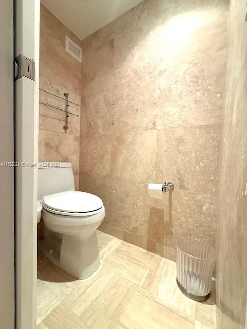 В аренду: $11,500 (3 спален, 2 ванн, 1782 Квадратных фут)