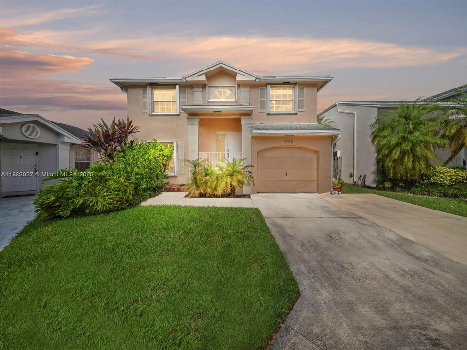 Active With Contract: $3,800 (3 beds, 2 baths, 1870 Square Feet)