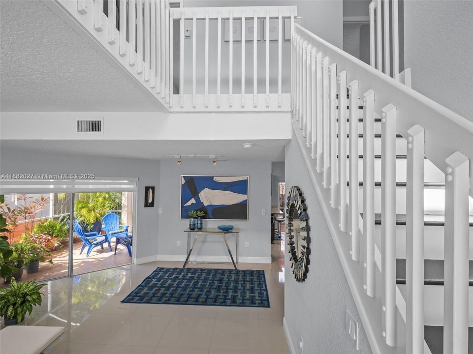 Active With Contract: $3,800 (3 beds, 2 baths, 1870 Square Feet)