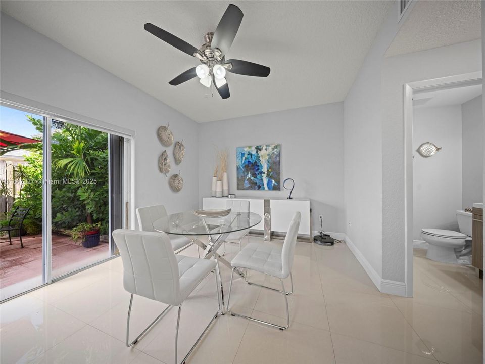 Active With Contract: $3,800 (3 beds, 2 baths, 1870 Square Feet)