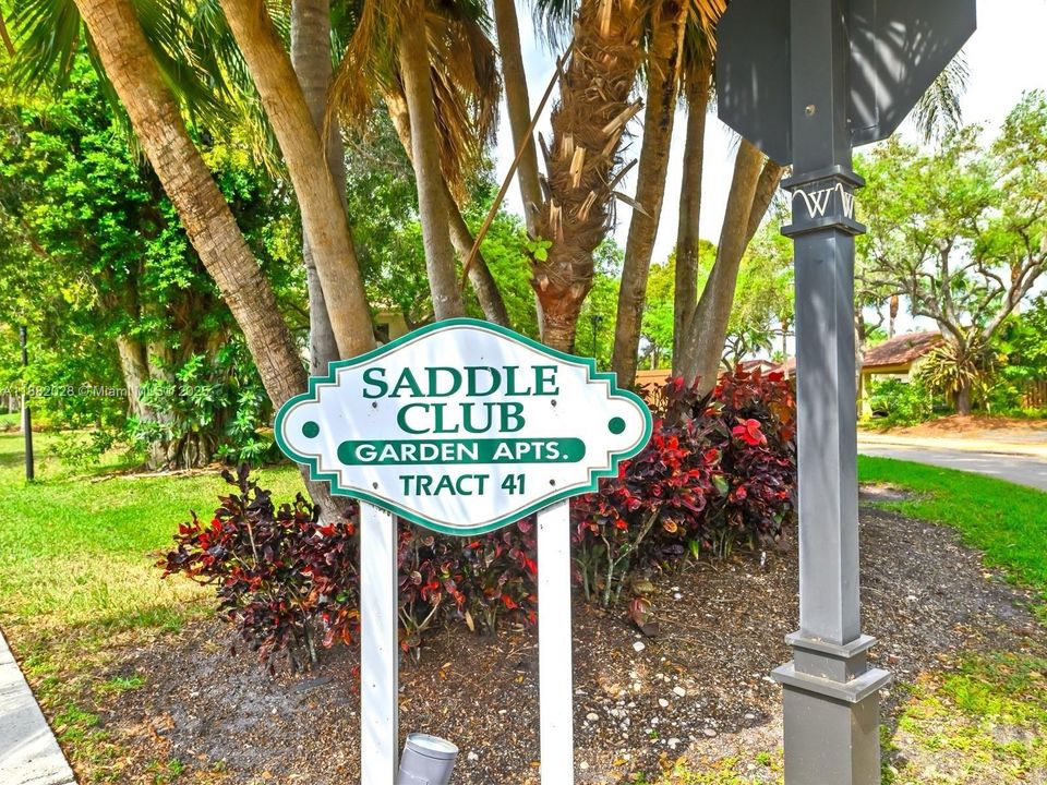 待售: $349,000 (2 贝兹, 2 浴室, 1235 平方英尺)