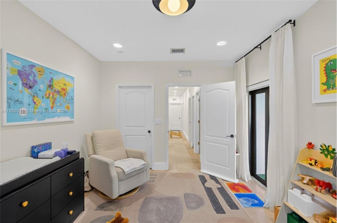 Activo con contrato: $1,475,000 (3 camas, 2 baños, 1756 Pies cuadrados)