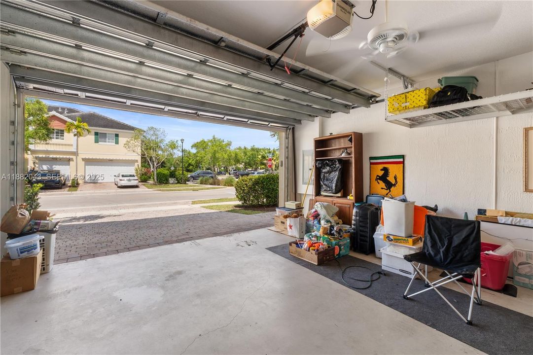 На продажу: $538,000 (3 спален, 2 ванн, 1704 Квадратных фут)