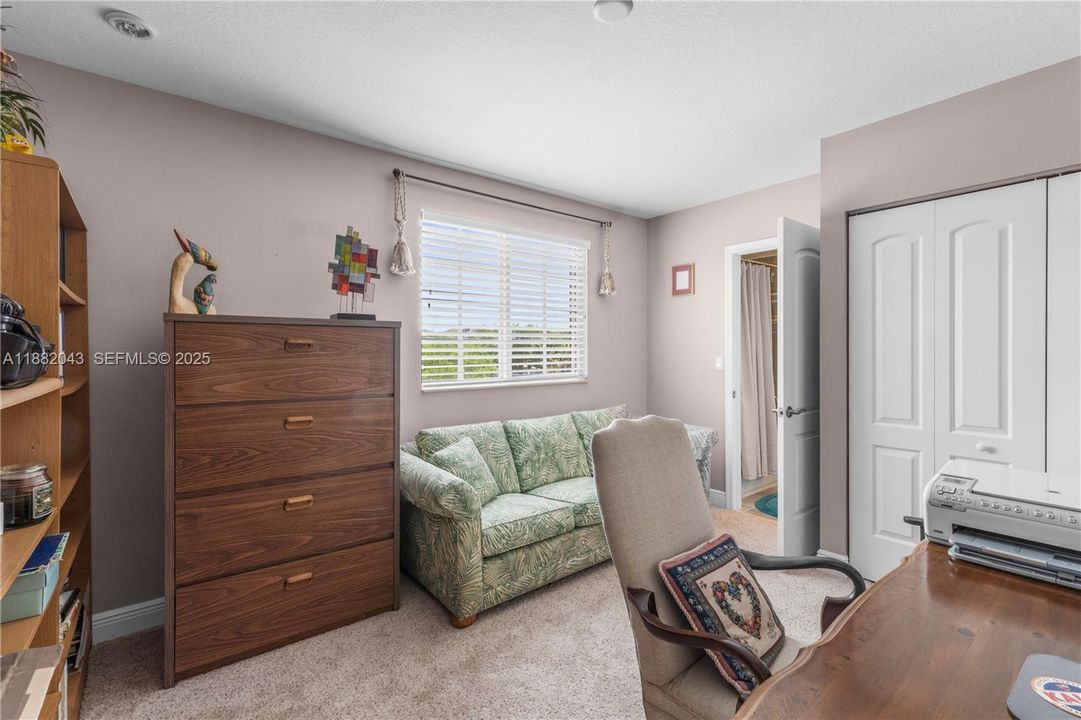 На продажу: $538,000 (3 спален, 2 ванн, 1704 Квадратных фут)