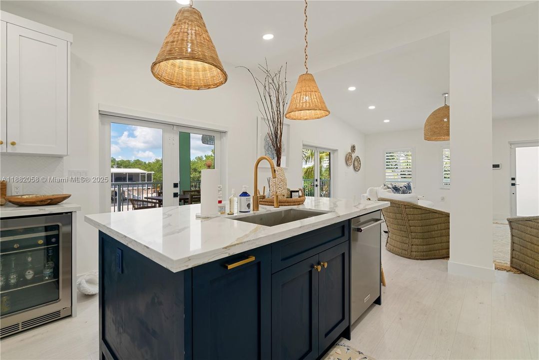 待售: $2,395,000 (3 贝兹, 2 浴室, 1496 平方英尺)