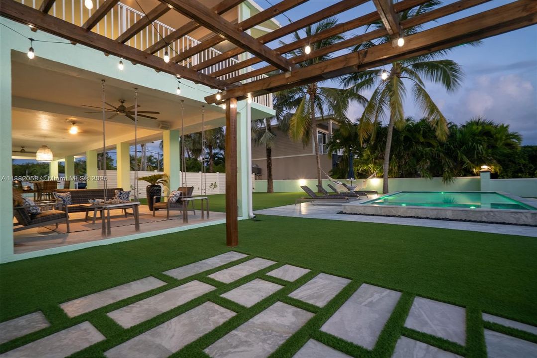 待售: $2,395,000 (3 贝兹, 2 浴室, 1496 平方英尺)