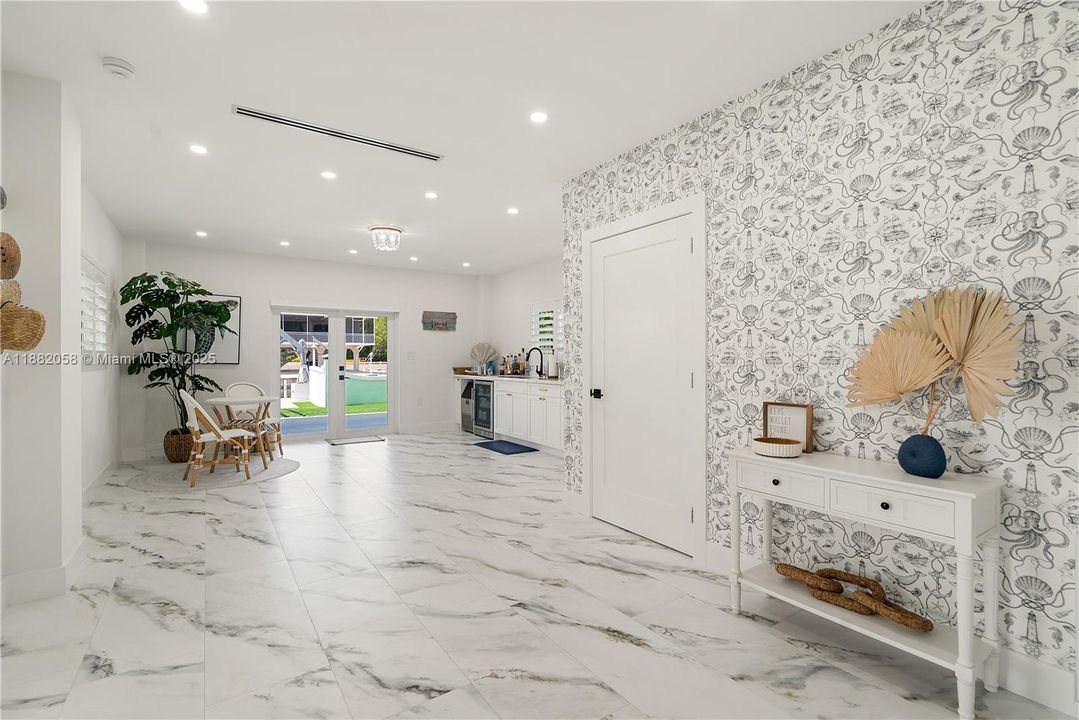 待售: $2,395,000 (3 贝兹, 2 浴室, 1496 平方英尺)