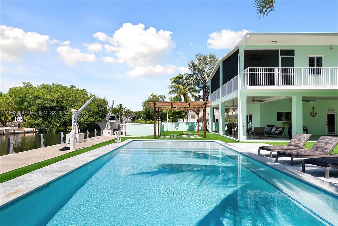 待售: $2,395,000 (3 贝兹, 2 浴室, 1496 平方英尺)