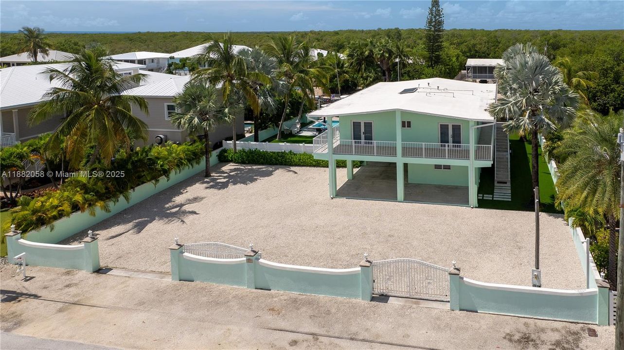 待售: $2,395,000 (3 贝兹, 2 浴室, 1496 平方英尺)