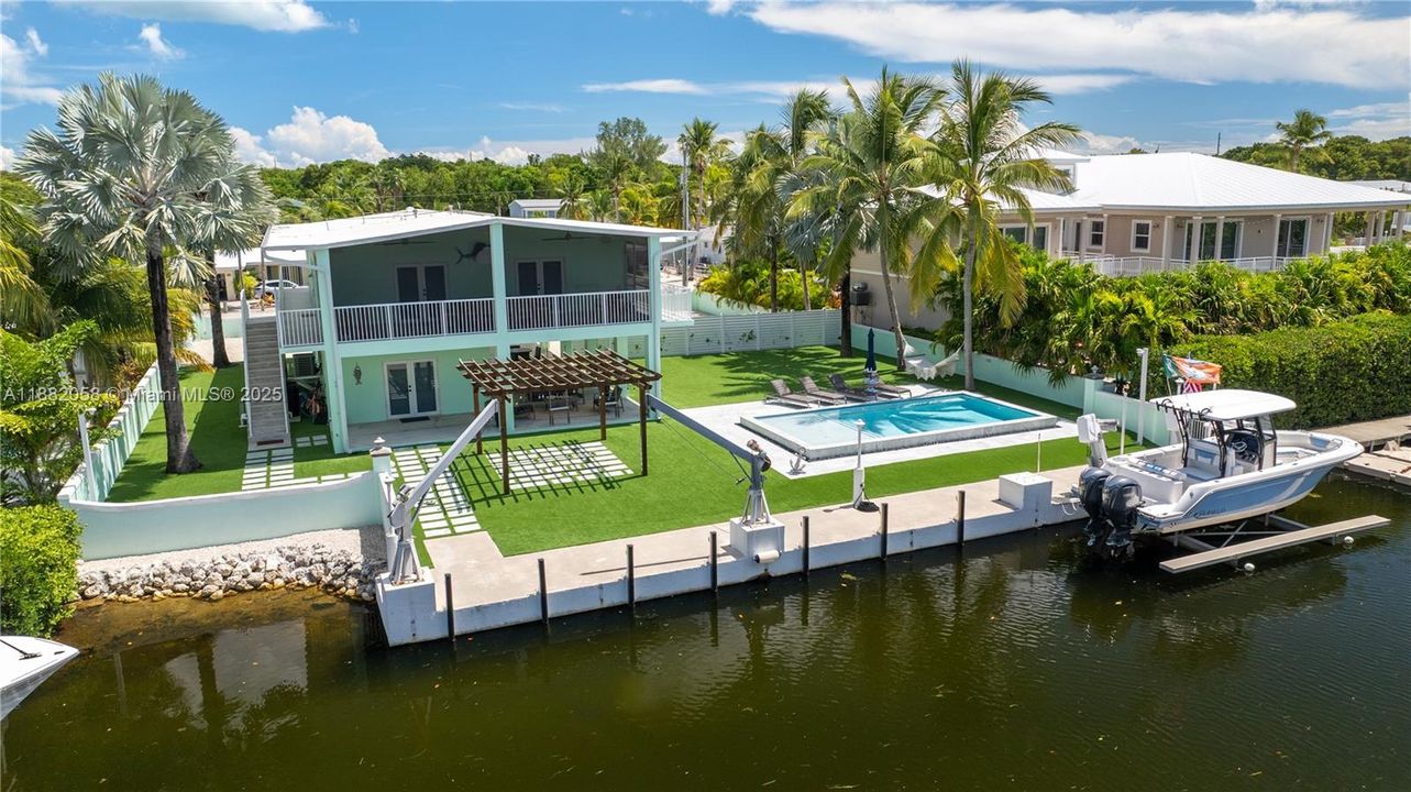 待售: $2,395,000 (3 贝兹, 2 浴室, 1496 平方英尺)