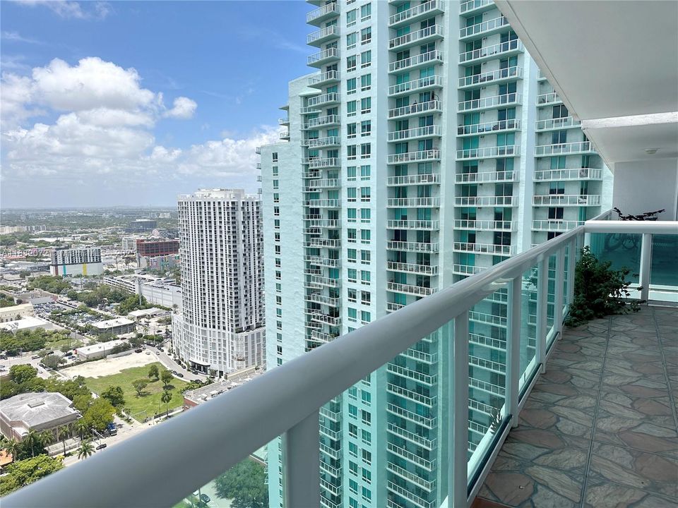 На продажу: $425,000 (1 спален, 1 ванн, 841 Квадратных фут)