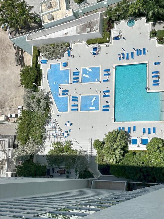 На продажу: $425,000 (1 спален, 1 ванн, 841 Квадратных фут)