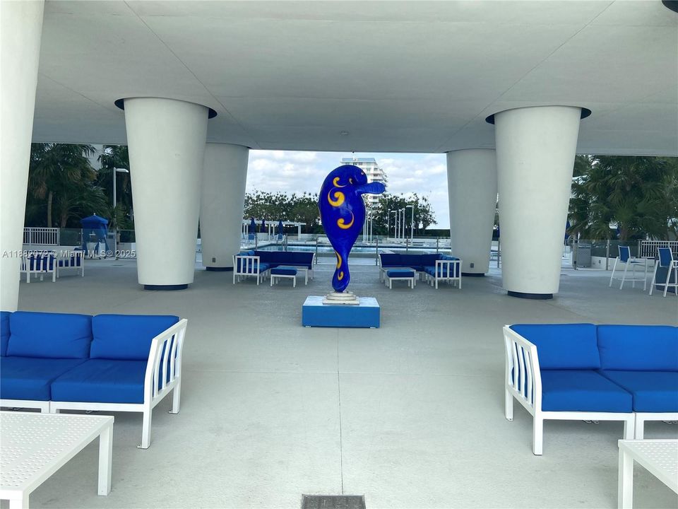 На продажу: $425,000 (1 спален, 1 ванн, 841 Квадратных фут)