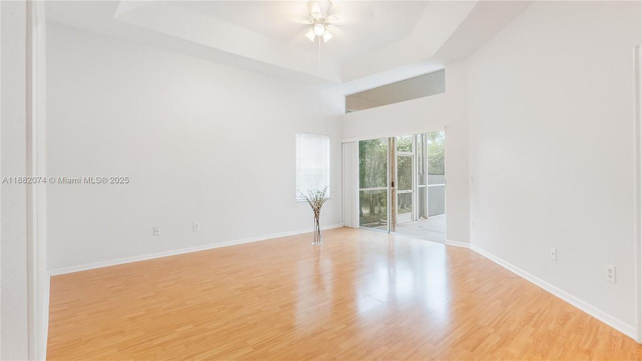 For Rent: $5,800 (4 beds, 3 baths, 2616 Square Feet)