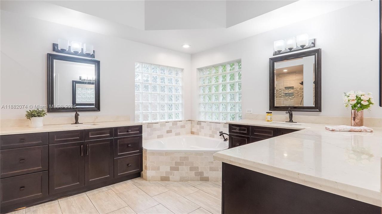 For Rent: $5,800 (4 beds, 3 baths, 2616 Square Feet)