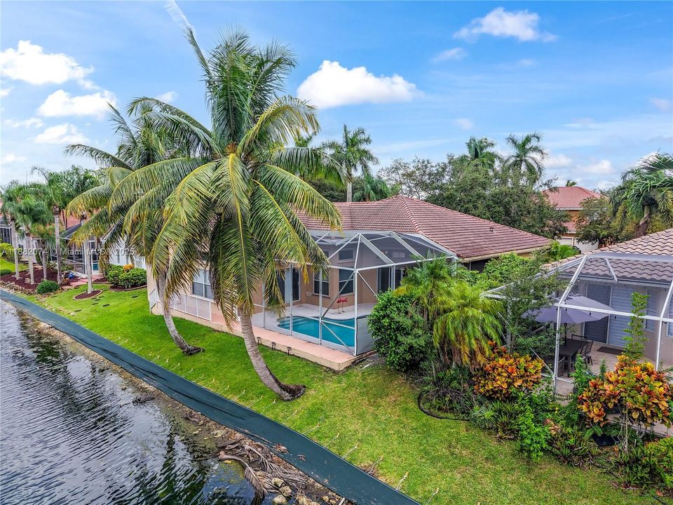 For Rent: $5,800 (4 beds, 3 baths, 2616 Square Feet)