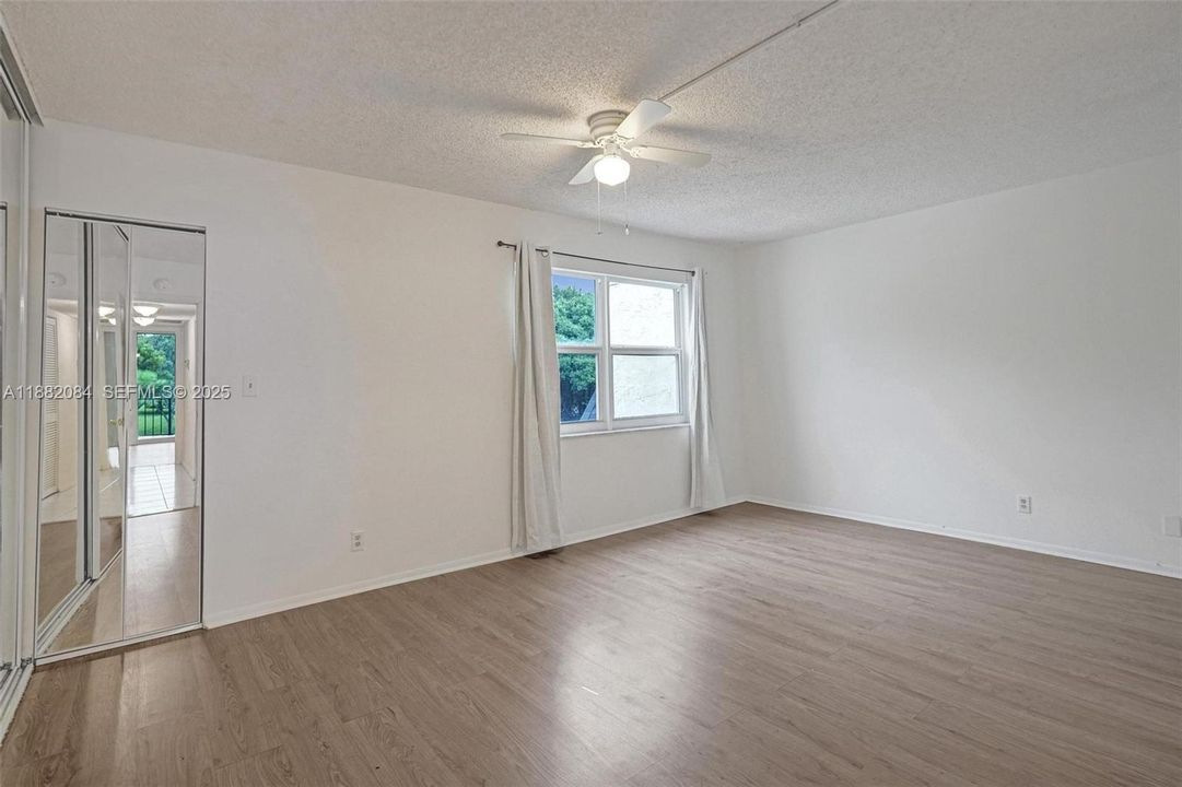 На продажу: $450,000 (2 спален, 2 ванн, 1696 Квадратных фут)