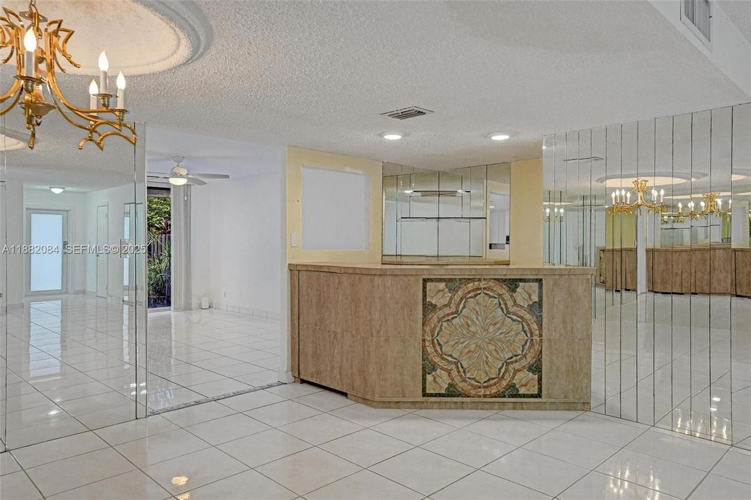 На продажу: $450,000 (2 спален, 2 ванн, 1696 Квадратных фут)