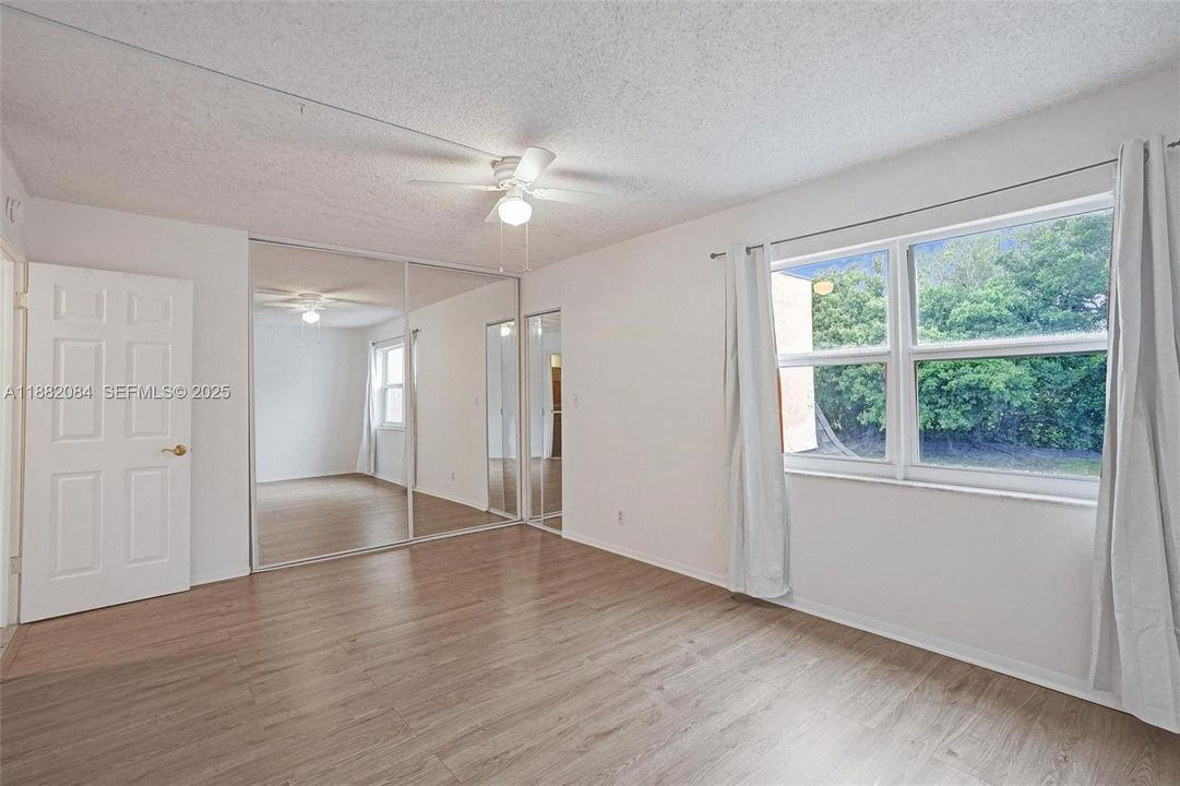 На продажу: $450,000 (2 спален, 2 ванн, 1696 Квадратных фут)