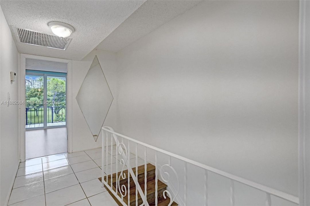 На продажу: $450,000 (2 спален, 2 ванн, 1696 Квадратных фут)