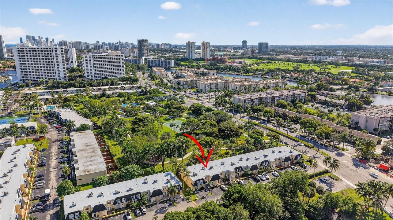 На продажу: $450,000 (2 спален, 2 ванн, 1696 Квадратных фут)