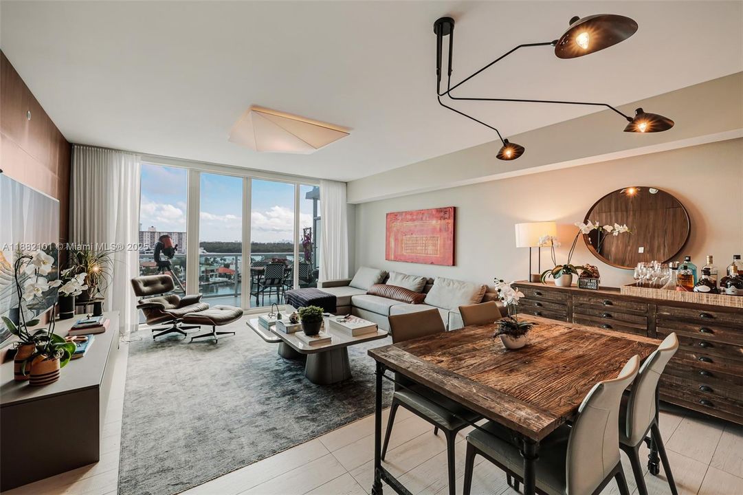 For Sale: $1,400,000 (3 beds, 3 baths, 1732 Square Feet)