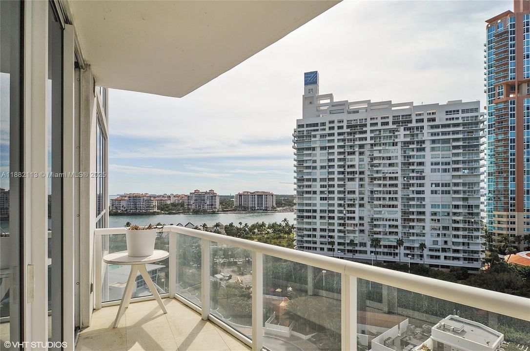 Active With Contract: $15,500 (2 beds, 2 baths, 1606 Square Feet)