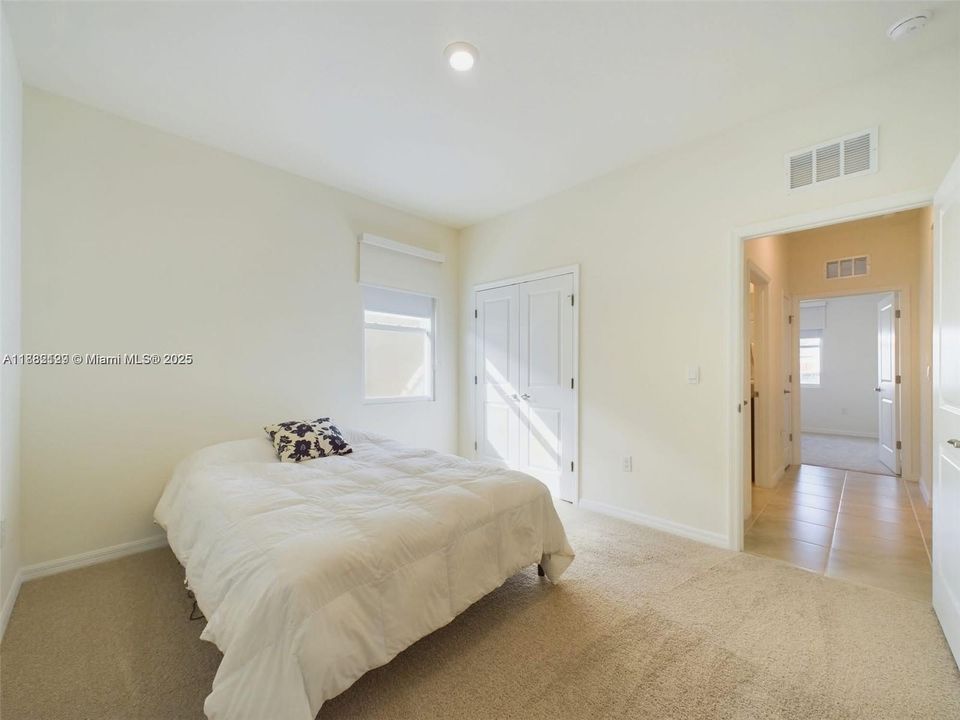 For Rent: $3,000 (4 beds, 2 baths, 0 Square Feet)