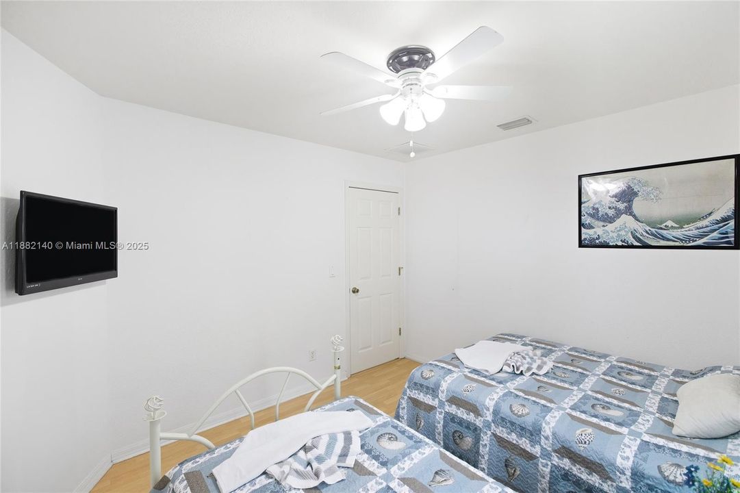 En Venta: $425,000 (3 camas, 2 baños, 0 Pies cuadrados)