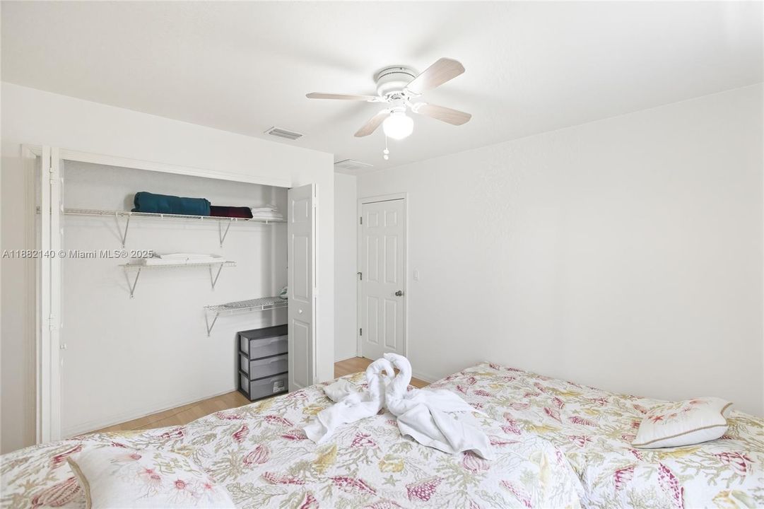 En Venta: $425,000 (3 camas, 2 baños, 0 Pies cuadrados)