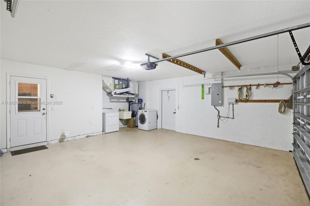 En Venta: $425,000 (3 camas, 2 baños, 0 Pies cuadrados)