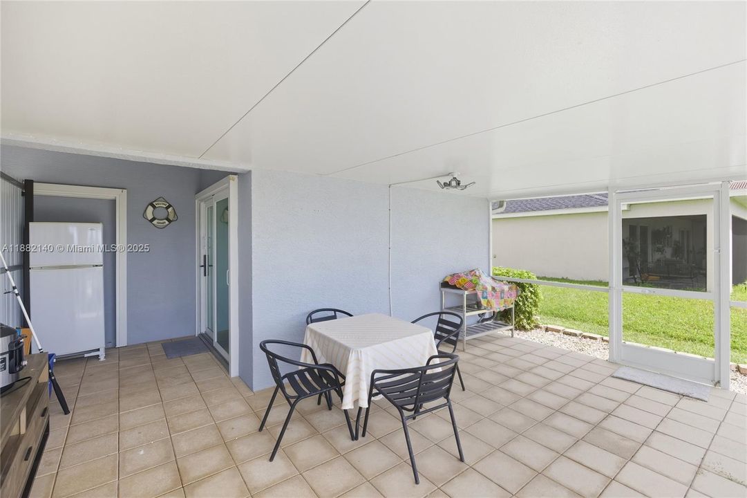 En Venta: $425,000 (3 camas, 2 baños, 0 Pies cuadrados)