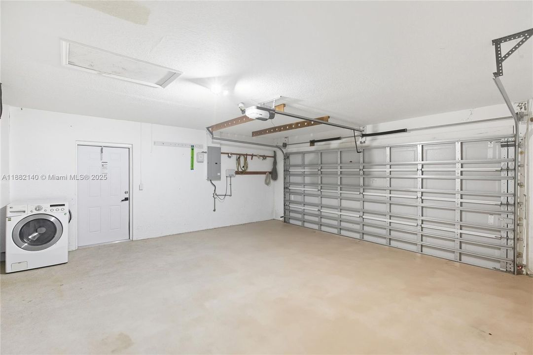 En Venta: $425,000 (3 camas, 2 baños, 0 Pies cuadrados)