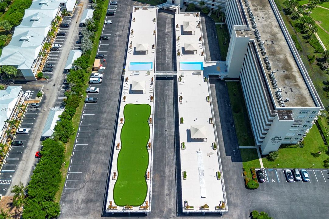 На продажу: $399,900 (2 спален, 2 ванн, 1440 Квадратных фут)