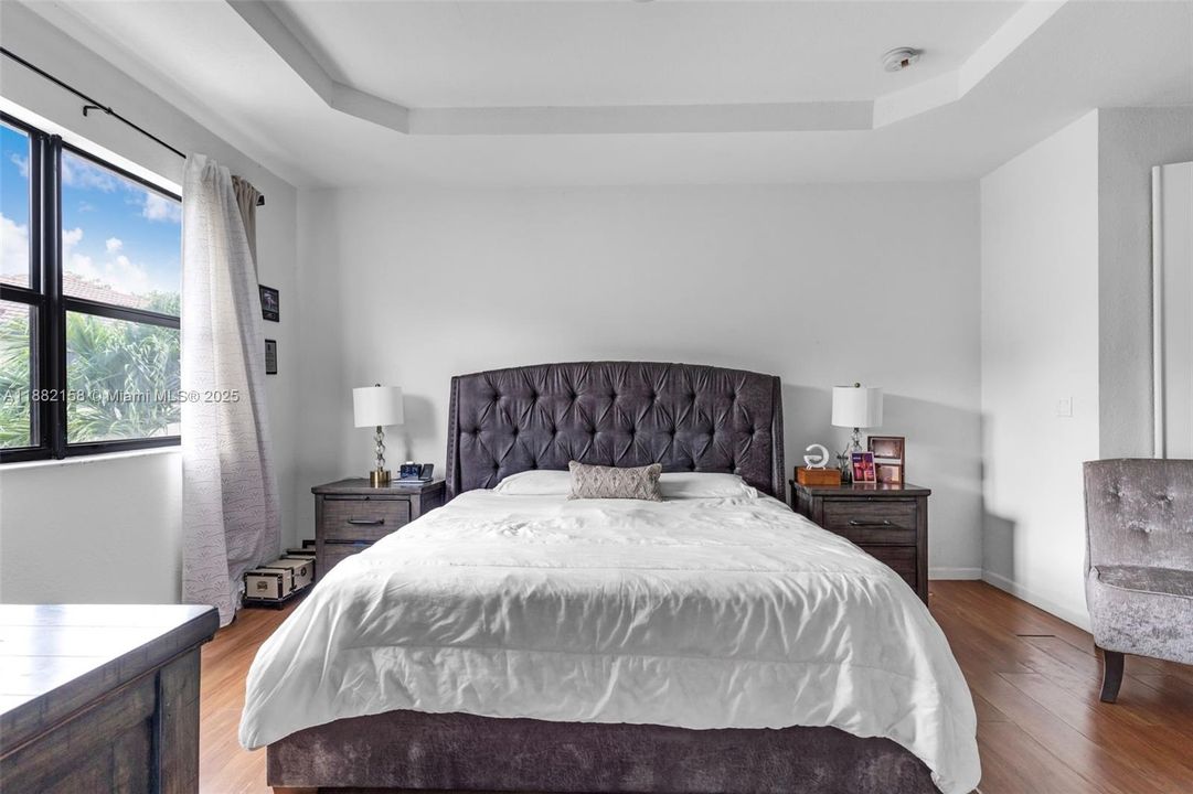 На продажу: $520,000 (4 спален, 2 ванн, 2201 Квадратных фут)