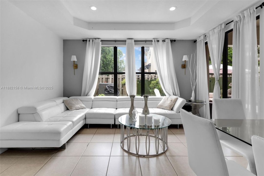 На продажу: $520,000 (4 спален, 2 ванн, 2201 Квадратных фут)