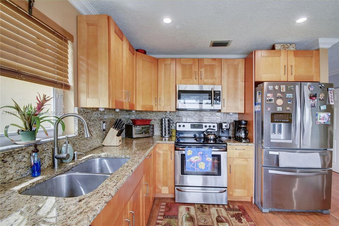 最近租的: $3,500 (3 贝兹, 2 浴室, 1740 平方英尺)