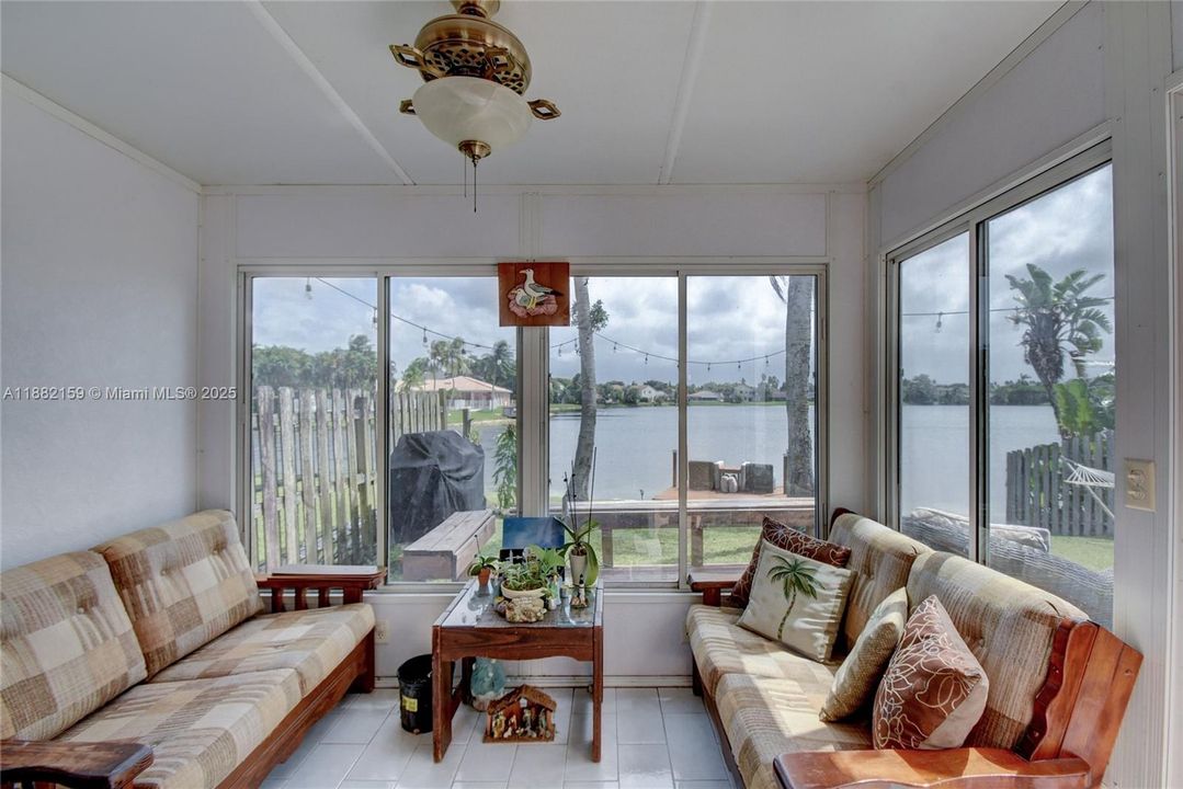 最近租的: $3,500 (3 贝兹, 2 浴室, 1740 平方英尺)