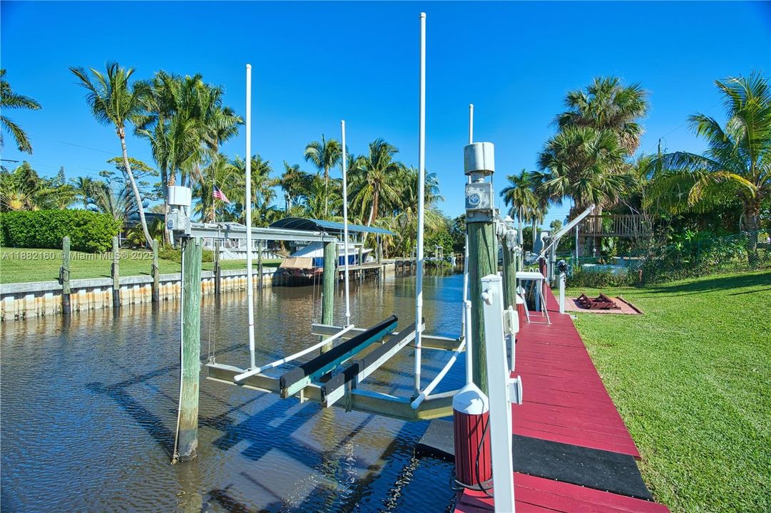 Vendido Recientemente: $1,049,000 (3 camas, 2 baños, 2111 Pies cuadrados)