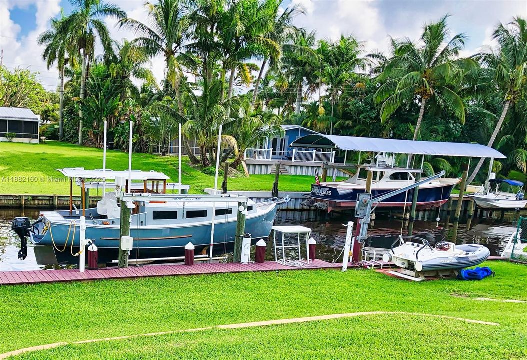 Vendido Recientemente: $1,049,000 (3 camas, 2 baños, 2111 Pies cuadrados)