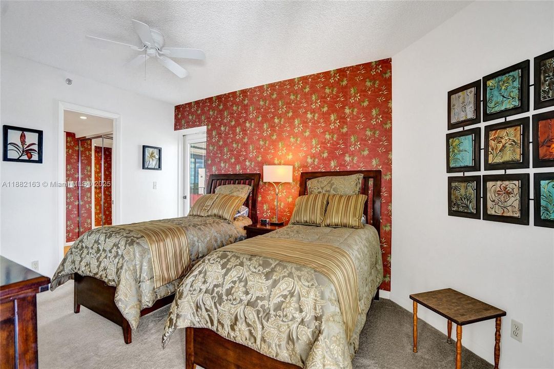 For Sale: $749,900 (2 beds, 2 baths, 1631 Square Feet)