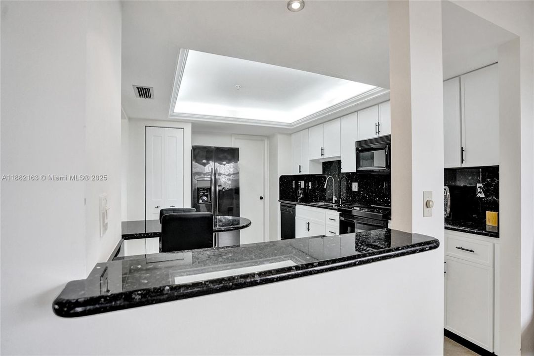 For Sale: $749,900 (2 beds, 2 baths, 1631 Square Feet)