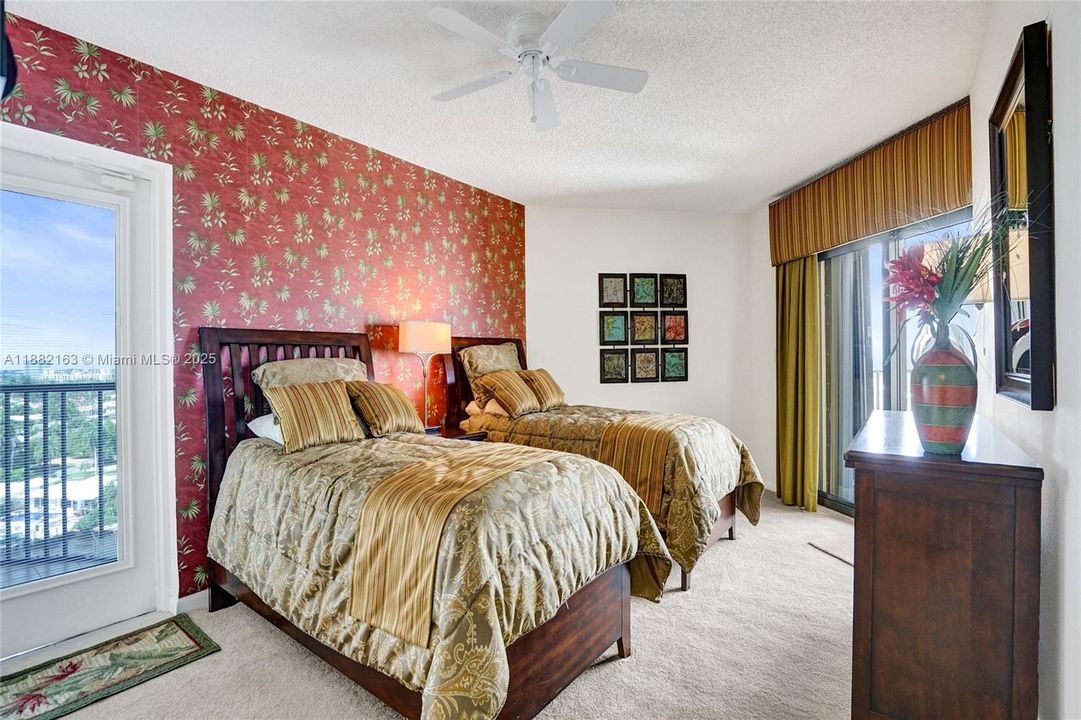 For Sale: $749,900 (2 beds, 2 baths, 1631 Square Feet)