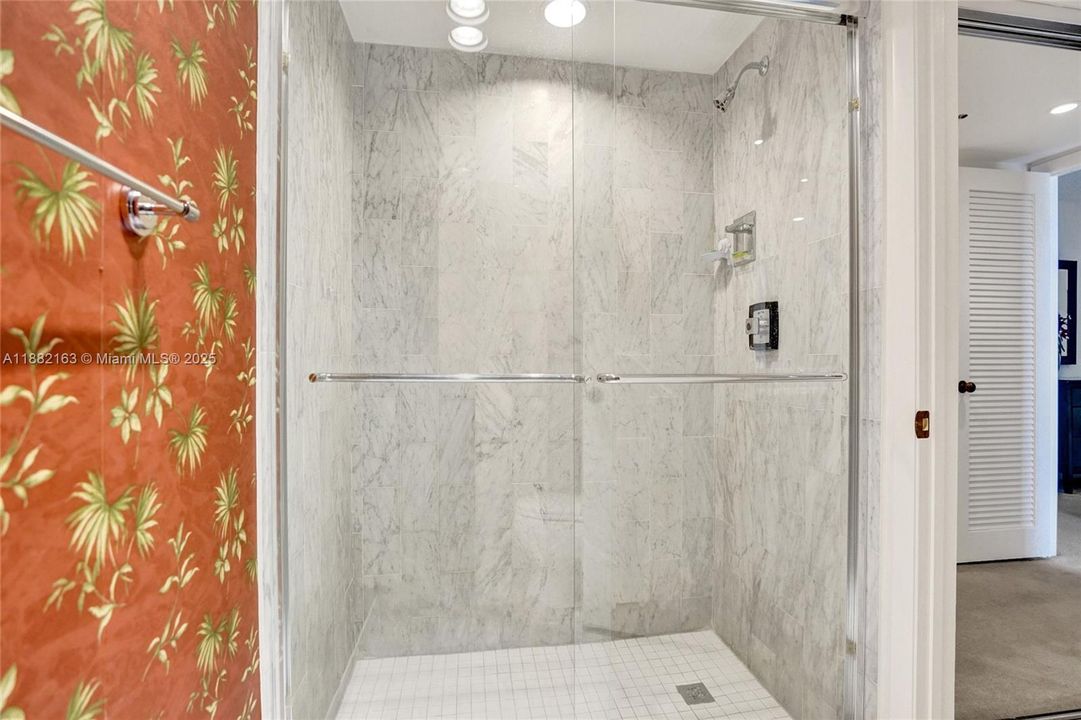 For Sale: $749,900 (2 beds, 2 baths, 1631 Square Feet)