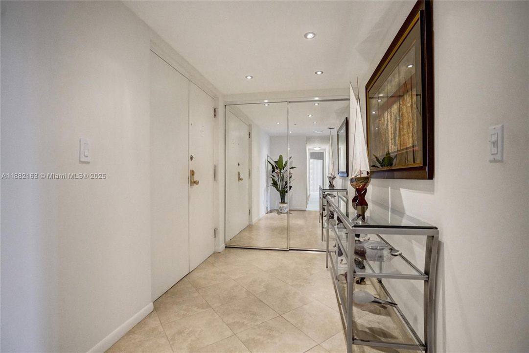 For Sale: $749,900 (2 beds, 2 baths, 1631 Square Feet)