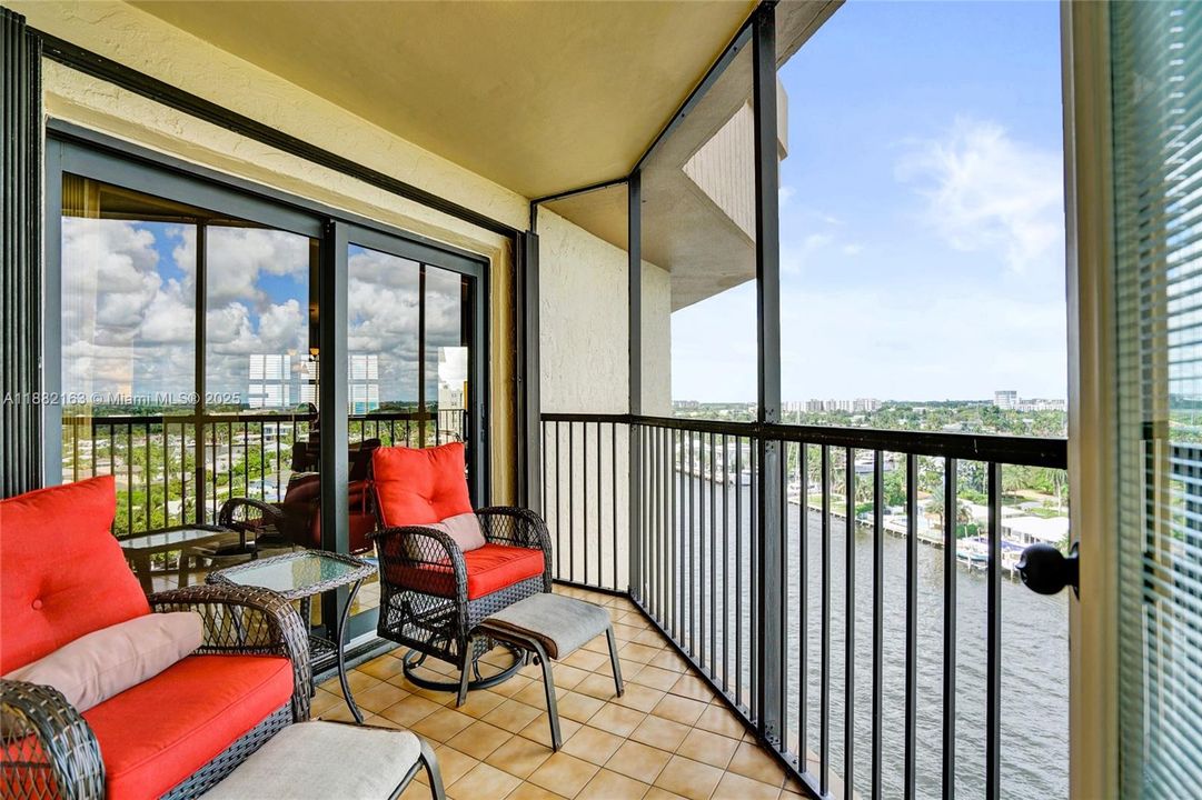 For Sale: $749,900 (2 beds, 2 baths, 1631 Square Feet)