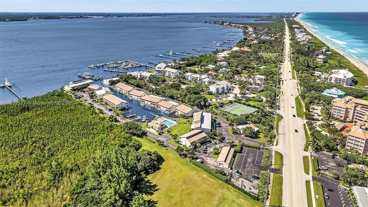 待售: $550,000 (2 贝兹, 2 浴室, 1418 平方英尺)