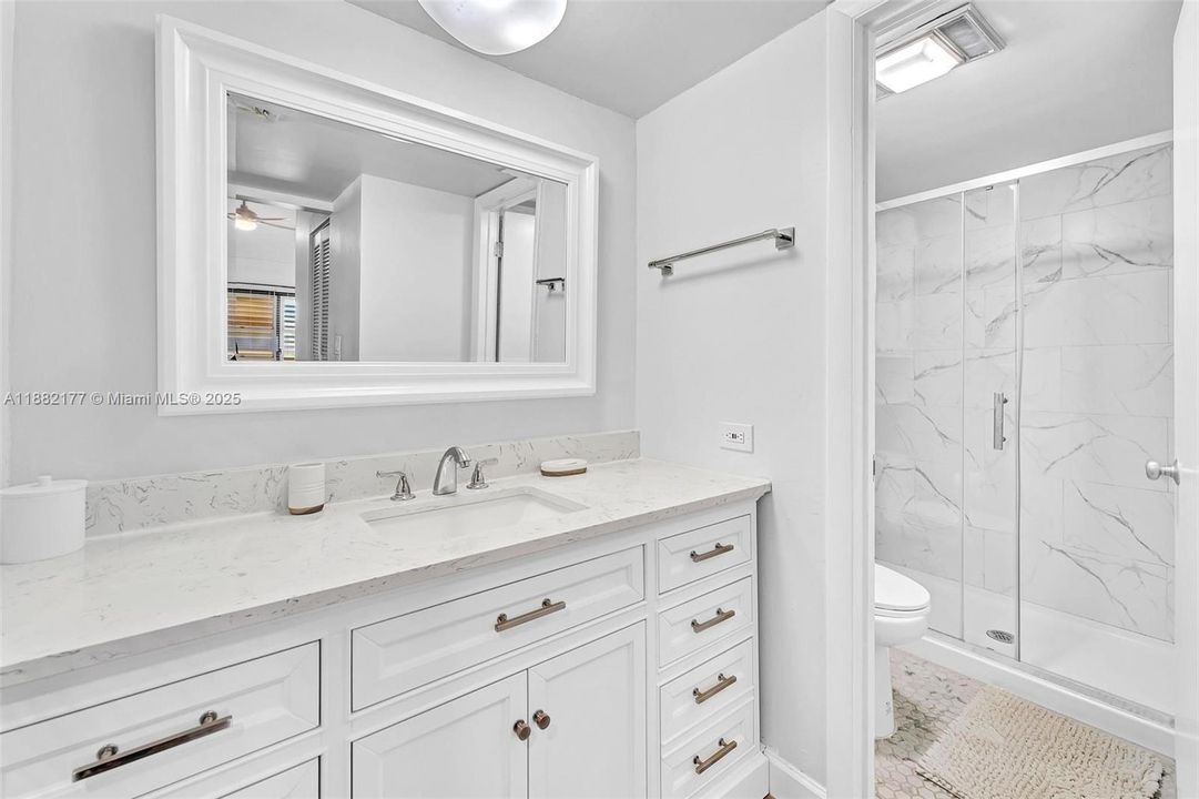 待售: $550,000 (2 贝兹, 2 浴室, 1418 平方英尺)