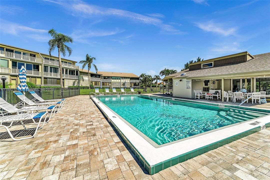 待售: $550,000 (2 贝兹, 2 浴室, 1418 平方英尺)